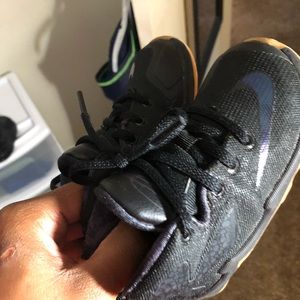 Shoes - Black LeBron James size 7 Shoes - Black LeBron James size 7
